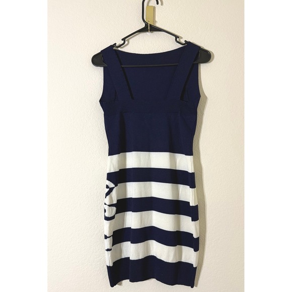 Sold - Picture 5 of 8